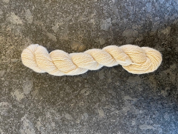 Fil fin d’alpaga blanc